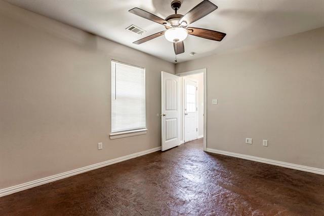 Building Photo - 206 Pr 4573
