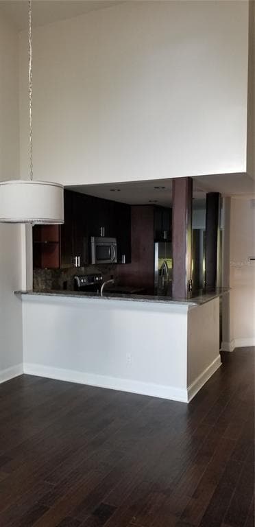 Building Photo - 7656 Spring Bay Cove