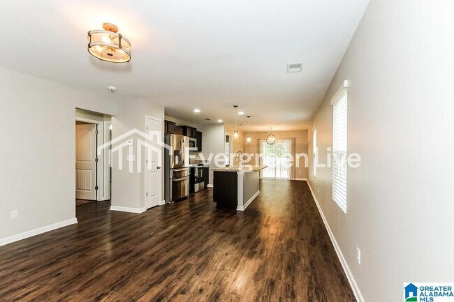 Building Photo - 438 Reed Way