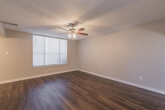 Building Photo - 1762 Belshire Ct