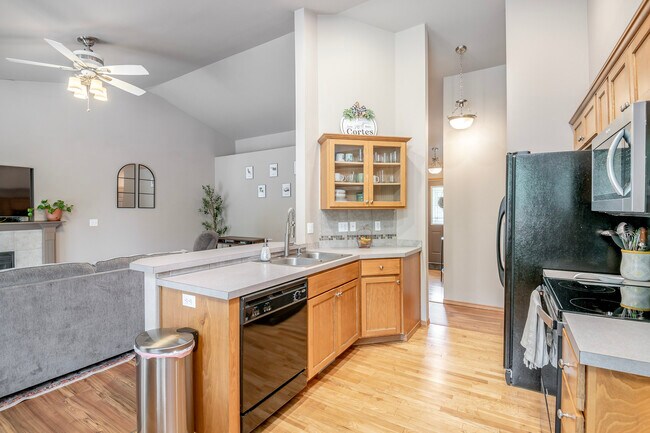 Building Photo - 15815 Yelm Terra Way SE