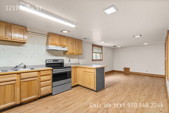 Building Photo - 1217 13th St