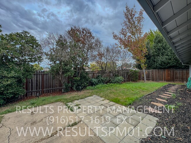 Building Photo - Spacious Single-Story Home in Prime Citrus Heights Location