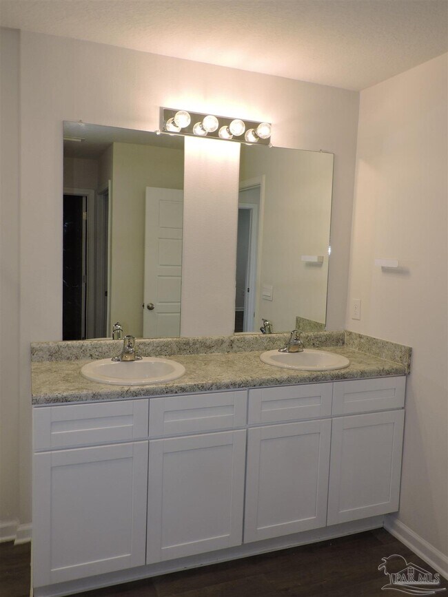 Building Photo - 7580 Steeplechase Blvd