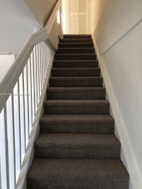 Building Photo - 1063 SW 2nd St