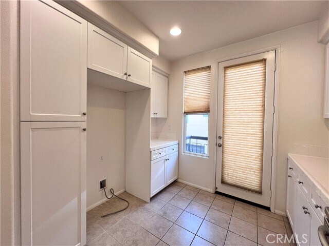 Building Photo - 58 S 5th St