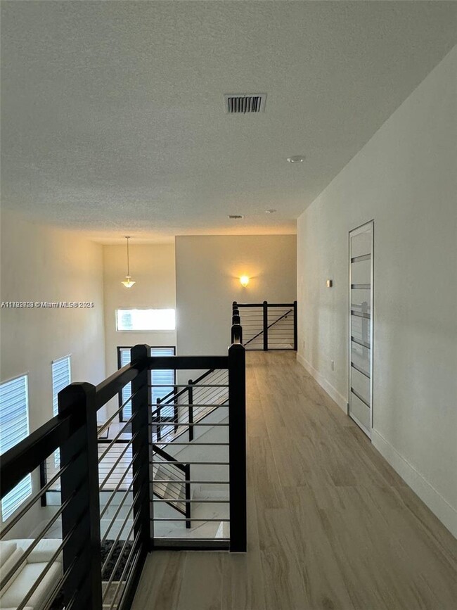 Building Photo - 10376 NW 76th Terrace