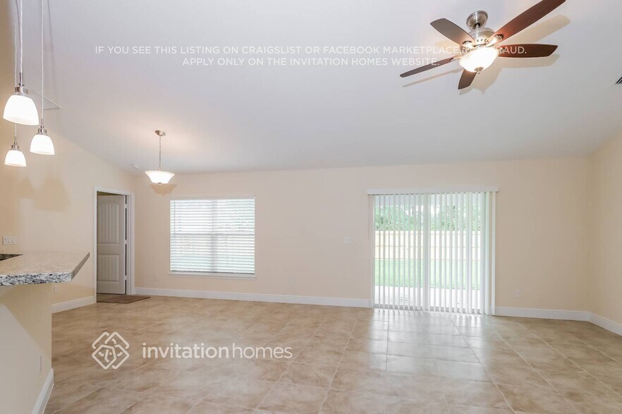 Building Photo - 3182 SW Dimattia St