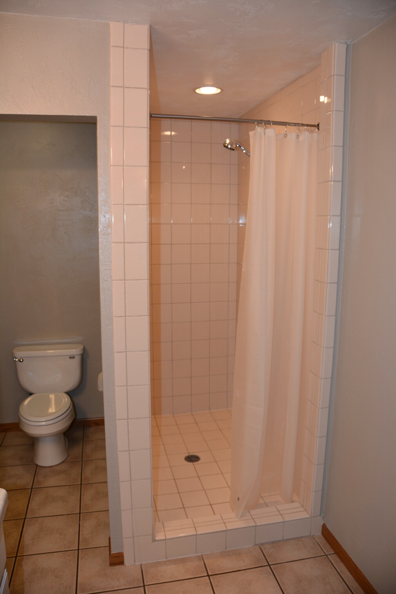 Building Photo - 325 Cordy Lane