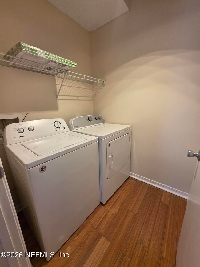 Building Photo - 1603 Challenger Ct W