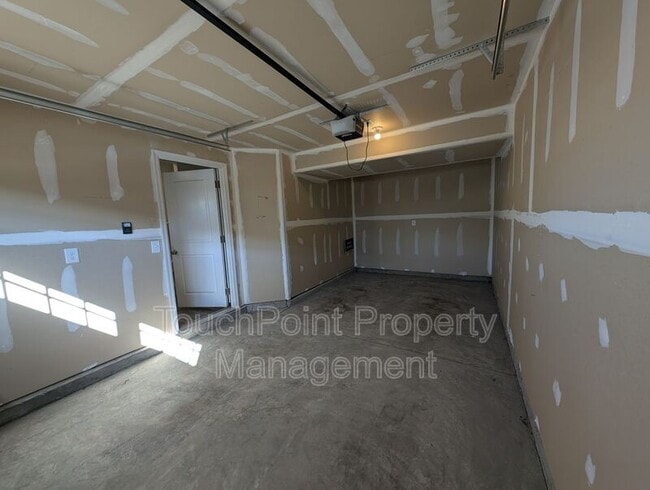 Building Photo - 5020 Winding Jordan Ln