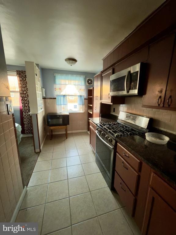 Building Photo - 8729 Ditman St