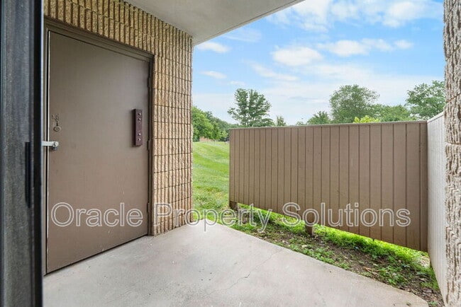 Building Photo - 6085 Majors Ln