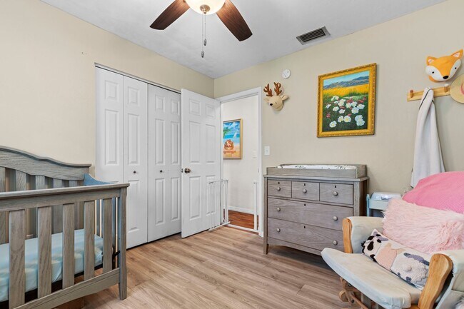 Building Photo - Beautifully updated 3 bedroom 2 bath home in Valwood