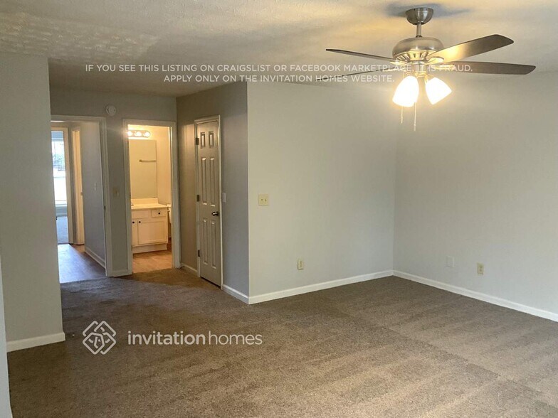 Building Photo - 4650 Adams Ln NW