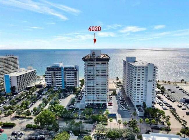 Building Photo - 4020 Galt Ocean Dr