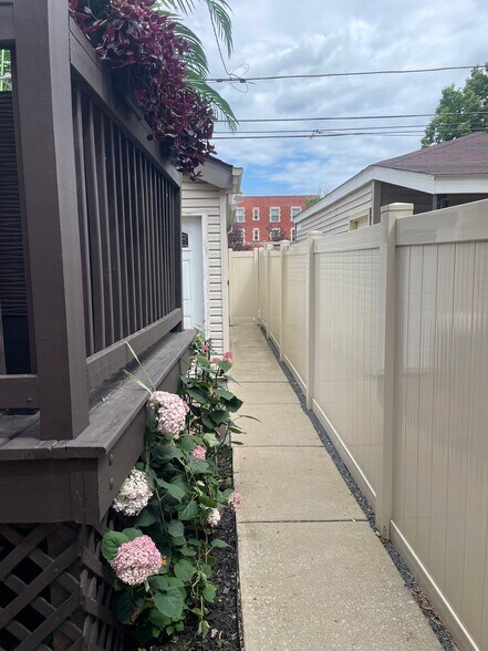 Gated rear yard - 656 E 50th Pl