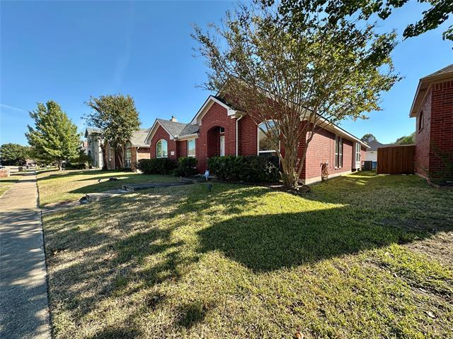 Building Photo - 7122 Deerfield Dr