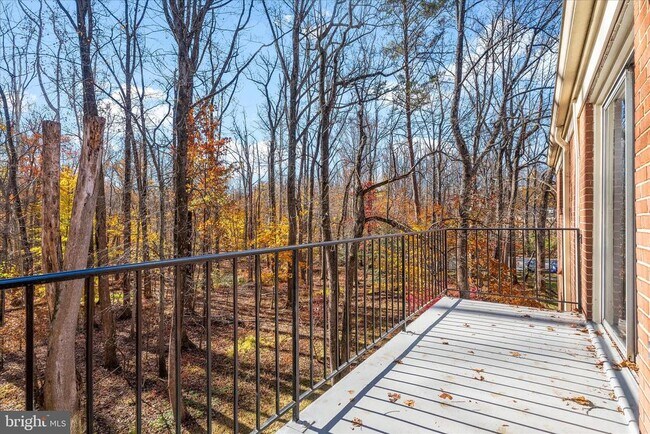 Building Photo - 10631 Weymouth St