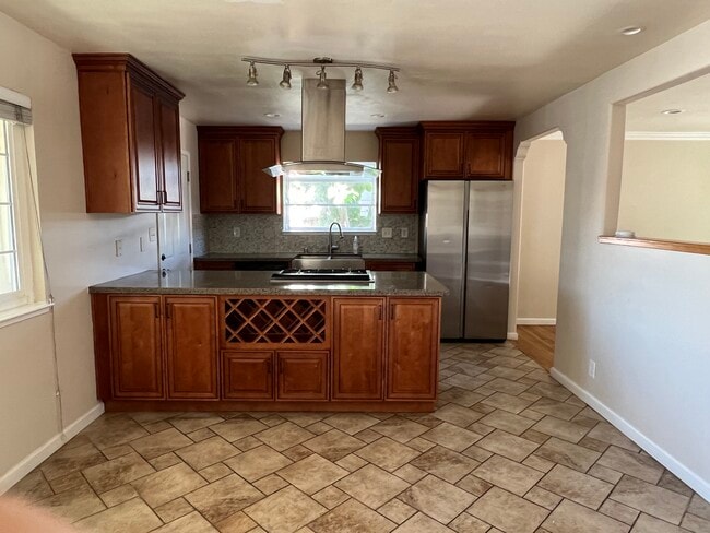 Building Photo - 2082 Treewood Ln