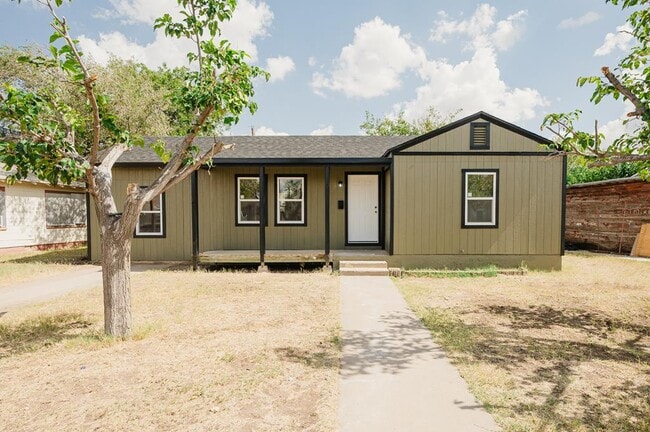 Primary Photo - 3106 Eisenhower Rd