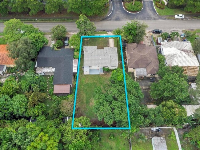 Building Photo - 69 NE 115th St