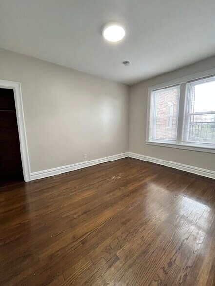 115 Fairview 51 - 111 Fairview Ave