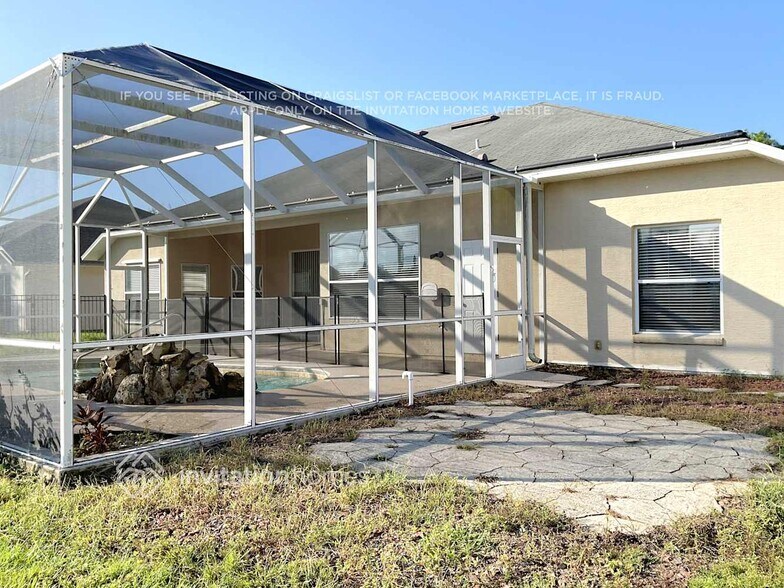Building Photo - 1735 Creekwater Blvd