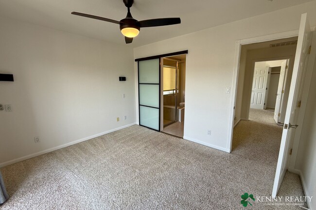 Building Photo - Beautifully Remodeled 4 Bed Home with Loft + Prime Location