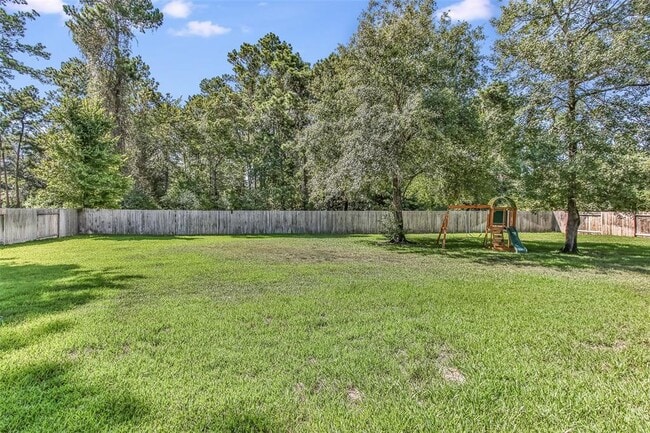 Building Photo - 22419 Banewood Dr