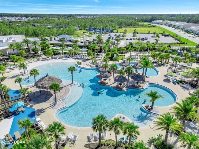 Building Photo - 215 Summertime Pl