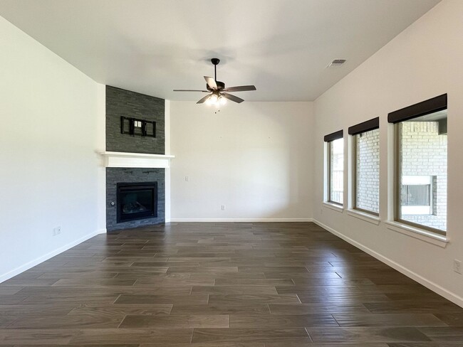 Building Photo - 3424 NW 159th Terrace
