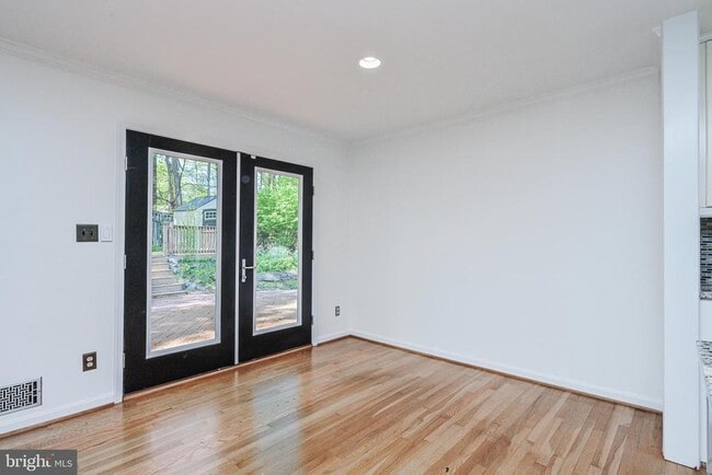 Building Photo - 2412 Rockbridge St