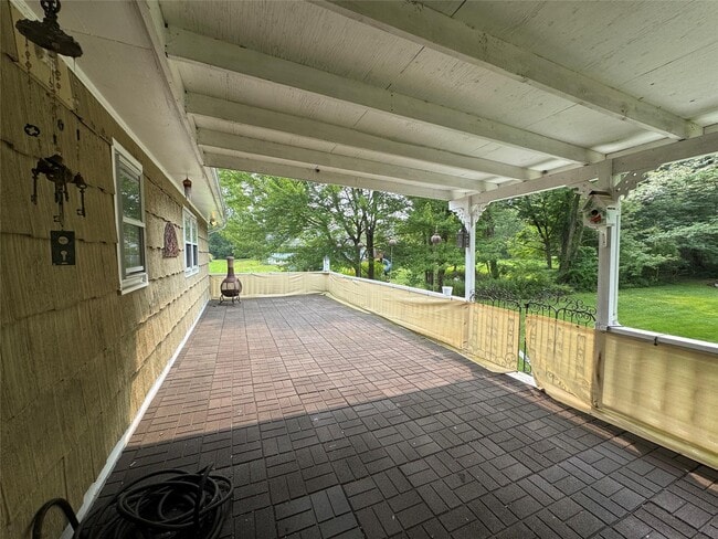 Building Photo - 553 Cross Hill Ln