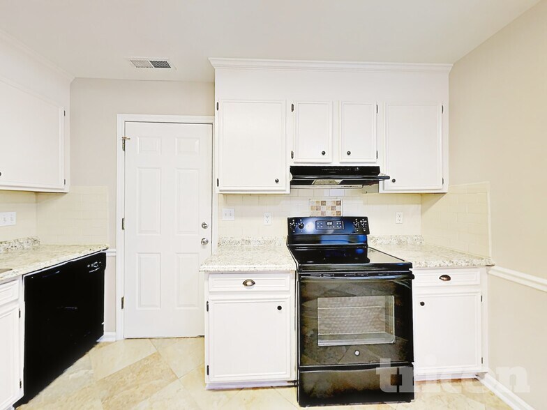 Building Photo - 4626 Falcon Chase Dr SW