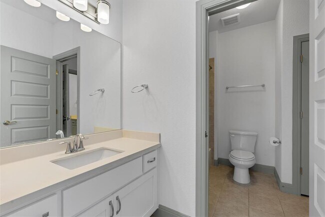 Building Photo - 16516 Leopold Trail