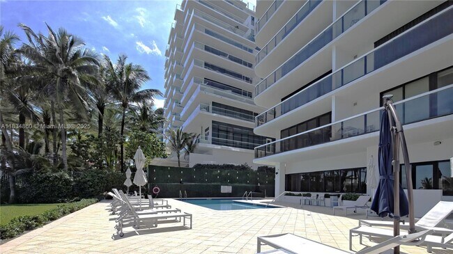 Building Photo - 9455 Collins Ave