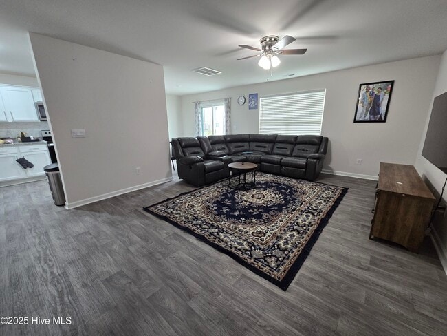 Building Photo - 4510 Sandstone Dr
