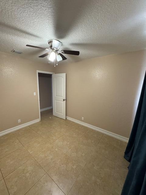 Building Photo - 608 SW 8th Ct