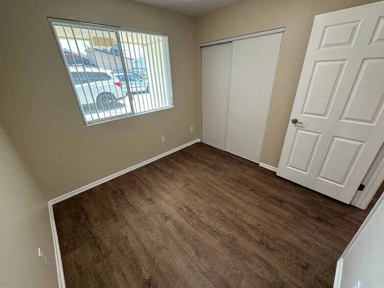 Building Photo - 6842 Morella Ave