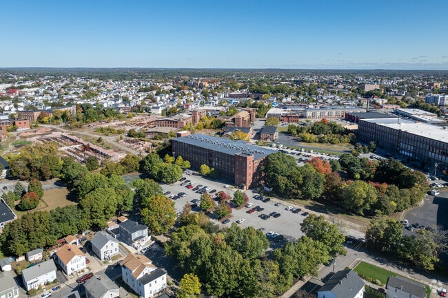 Aerial Context 1 - 1Lofts