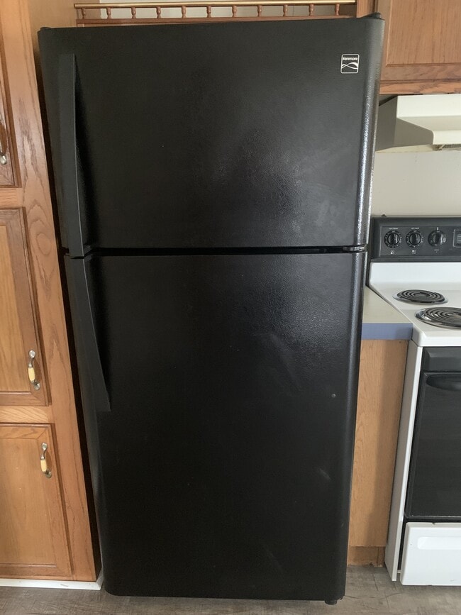 Building Photo - 122 Zackary St