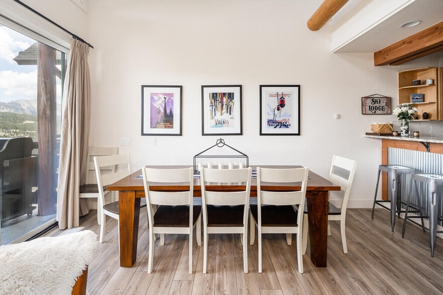 Building Photo - c4 Saddle Ridge Rd