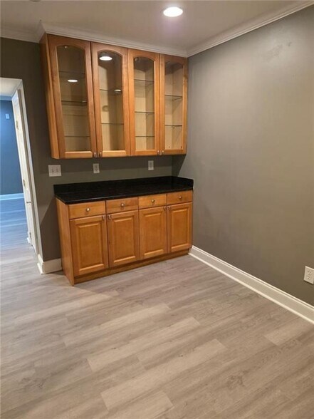 Building Photo - 127 Rondak Cir