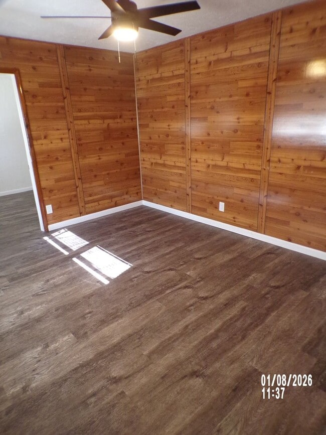 Building Photo - Great re-do