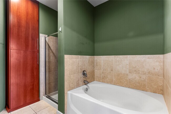 Building Photo - 1520 Washington Ave