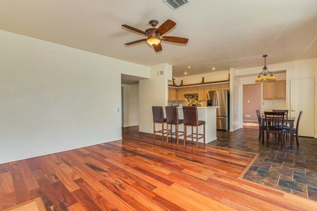 Building Photo - Charming Spacious 4 Bed. 3 Ba. Home with 3 Car Gar. Located the Desirable Continental Ranch