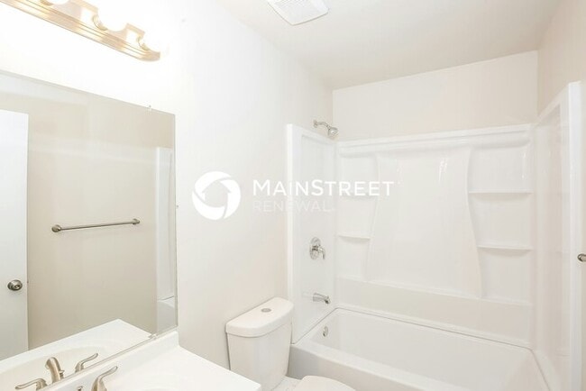 Building Photo - 3 Bedroom Pet-Friendly Home in Indian Trai...