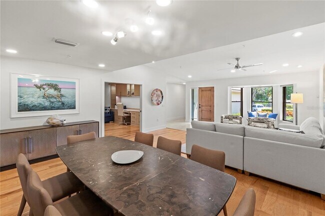 Building Photo - 2377 Harbour Oaks Dr