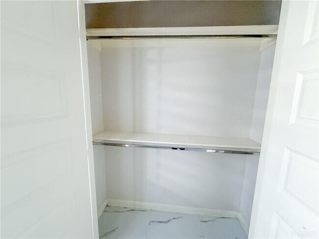 Building Photo - 17 Puffin Ave